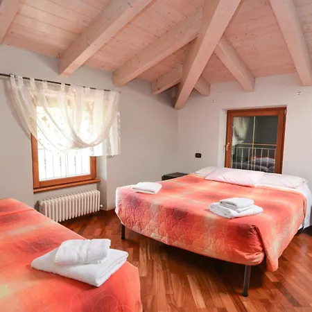 Agritur Girasole Kır Evi Arco